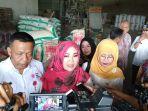 bupati-klaten-sri-mulyani-di-penggilingan-padi.jpg