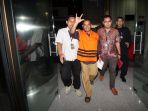 bupati-purbalingga-tasdi-ditahan-kpk_20180605_223118.jpg