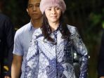 bupati-talaud-sri-wahyumi-yang-terjaring-ott-tiba-di-kpk_20190430_224606.jpg