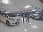 bursa-otocom-surabaya-tawarkan-kemudahan-membeli-mobil-bekas_20230514_141333.jpg