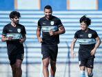 bursa-transfer-pemain-liga-1-pemain-asing-jadi-pilihan-semen-padang-persela-lamongan-dan-persipura.jpg