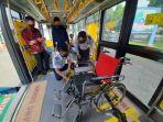 bus-damri-untuk-penyandang-disabilitas-ntb-gemilang.jpg