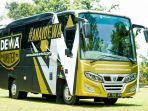 bus-dewa-united-fc2.jpg