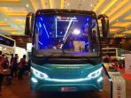 bus-evolander-dari-karoseri-new-armada_20160403_214432.jpg