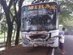 bus-mira-tabrakan-maut-suzuki-satria-beradu-muka-ngawi.jpg