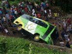 bus-pns-jabar-kecelakaan-di-lombok_20170128_194808.jpg