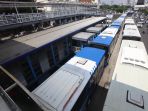 bus-transjakarta-menumpuk-di-harmoni_20170612_162128.jpg