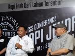 buwas-jualan-kopi_20180509_082450.jpg