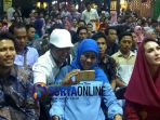 cagub-jawa-timur-khofifah-indar-parawansa-dan-cawagub-jatim-emil-elestianto-dardak_20180315_125757.jpg