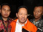 cagub-maluku-utara-ditahan-kpk_20180702_202828.jpg