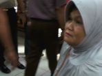 calon-jemaah-yang-mengikuti-sidang-first-travel_20180409_212924.jpg