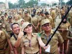 camat-madidir-kota-bitung-sulawesi-utara-jane-wauran_20150919_135000.jpg