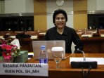 capim-kpk-basaria-panjaitan-jalani-fit-and-proper-test-di-dpr_20151215_205359.jpg
