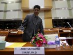 capim-kpk-laode-muhamad-syarif-jalani-fit-and-proper-test-di-dpr_20151216_182343.jpg