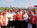 capres-anies-baswedan-hadiri-jalan-sehat-yang-digelar-pks.jpg