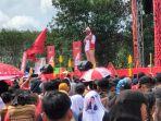 capres-ganjar-pranowo-kampanye-akbar-di-rumah-adat-lingga-kubu-raya-kalimantan-barat.jpg