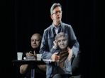 capres-prancis-ini-kampanye-di-dua-tempat-dengan-teknologi-hologram_20170207_190321.jpg
