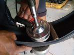 cara-baru-tambal-ban-tubeless-tiptop-tanpa-main-tusuk-lebih-aman.jpg