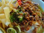cara-membuat-bubur-ayam-kuning_20181021_080328.jpg