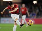 cardiff-city-vs-manchester-united-ander-herrera.jpg