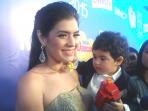 carissa-putri-dan-putranya-quenzino-acana-naif_20151223_171016.jpg