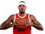 carmelo-anthony-kaosmerah.jpg