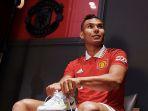 casemiro-dalam-sesi-foto-manchester-united.jpg