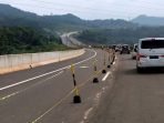 cek-tol-cisumdawu-seksi-2-sebelum-dibuka-untuk-pemudik_20220504_193725.jpg