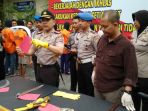 celurit-yang-digunakan-oleh-pelaku-klitih-untuk-menyerang-ilham_20170314_144353.jpg
