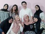 ceo-pt-alona-indonesia-raya-rico-huang-dan-jajarannya.jpg