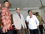 ceo-twitter-sambangi-wapres-jusuf-kalla_20150326_194108.jpg