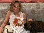 ceriita-sharon-stone-tersambar-petir.jpg