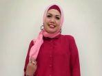 cerita-elly-sugigi-tentang-masa-lalunya-sebelum-berhijab.jpg
