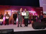 champion-of-asean-award-2017_20170907_172646.jpg