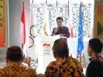 chandra-bhakti-saat-membuka-sosialisasi-vaksinasi-bagi-atlet-dan-ofisial.jpg