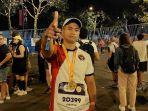 chef-de-mission-tim-indonesia-untuk-olimpiade-2024-anindya-bakrie-mengikuti-lomba-lari-maraton.jpg
