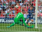 chelsea-eden-hazard-vs-manchester-united-david-de-gea_20180520_011407.jpg