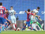chelsea-raih-tiga-poin-di-kandang-crystal-palace.jpg