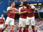 chelsea-vs-arsenal-alex-iwobi-henrikh-mkhitaryan-hector-bellerin_20180820_182846.jpg