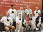 chicha-koeswoyo-dan-asia-87-band-berbagi-bersama-anak-yatim.jpg