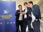 chief-marketing-officer-xl-axiata-david-arcelus-oses-tengah-bersama.jpg