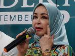 chintami-atmanegara-beralasan-habis-operasi-gusi.jpg