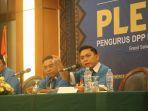 choir-syaripudin-saat-rapat-pleno-iv-dpp-knpi.jpg