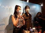 christie-ditemui-saat-melakukan-jumpa-pers-film-happy-anniversary-di-jakarta-pusat.jpg