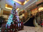 christmas-tree.jpg