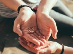cincin-nikah-saat-traveling_20181010_142311.jpg