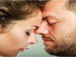 ciuman-hidung-berciuman_20160128_222125.jpg