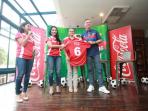 coca-cola-amatil-indonesia_20160426_173938.jpg