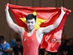 cong-manh-nguyen-dari-vietnam-melakukan-selebrasi-setelah-menang-melawan-apichai-natal-dari-thailand.jpg