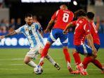 copa-america-2024-timnas-argetina-timnas-chile-lionel-messi.jpg